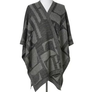 Ralph Lauren Women's Wrap Fall Abstract Logo Cape Sweater Knit Ruana Gray